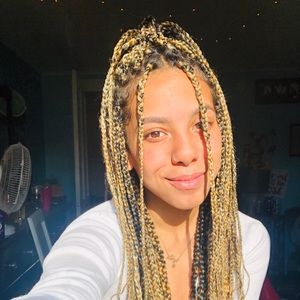 Meet your Posher, Jayme